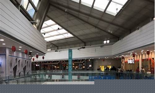 红旗街万达广场店悦刻专卖店(赤峰万达悦刻)